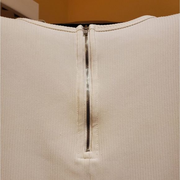 Forever 21 Plus Size Cream 3/4 Sleeve Dress - Picture 5 of 10